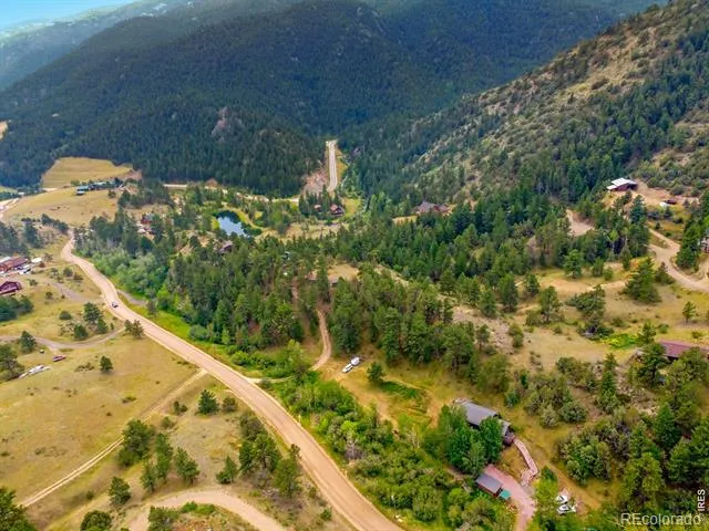 417 Dunraven Glade Road Glen Haven, CO 80532