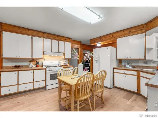 328 S Overland Trail S Fort Collins, CO 80521
