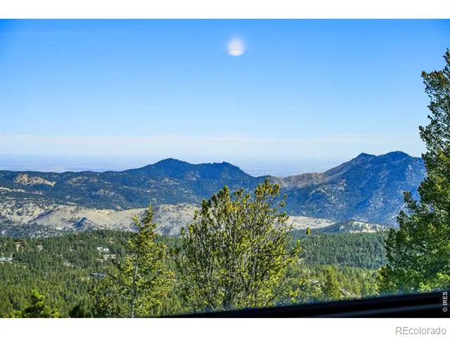 33090 Janelle Circle Golden, CO 80403