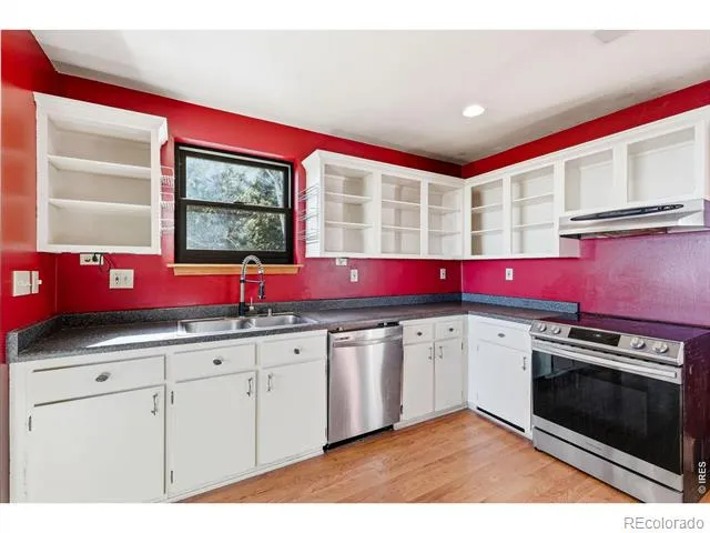 33090 Janelle Circle Golden, CO 80403