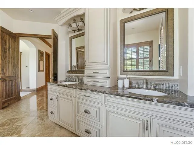 4053 E Iris Court Greenwood Village, CO 80121