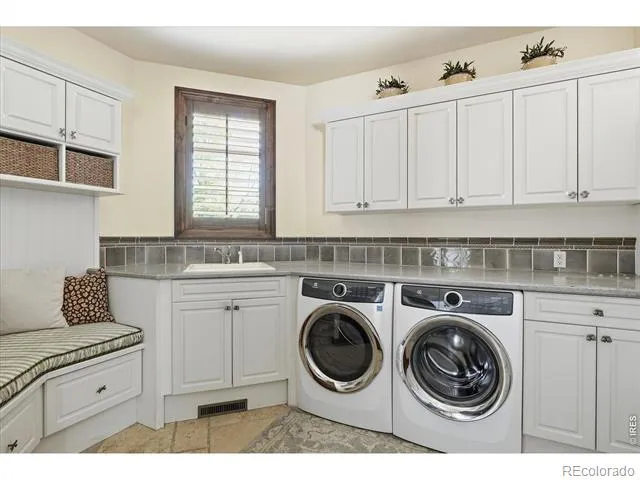 4053 E Iris Court Greenwood Village, CO 80121