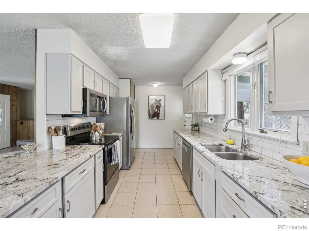 280 Old Man Mountain Lane Estes Park, CO 80517