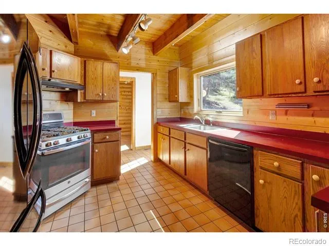 9571 E Highway 36 Lyons, CO 80540
