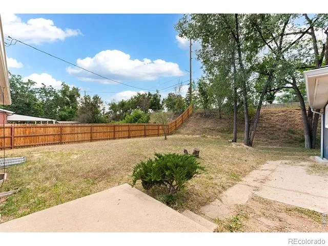 6010 Johnson Way Arvada, CO 80004