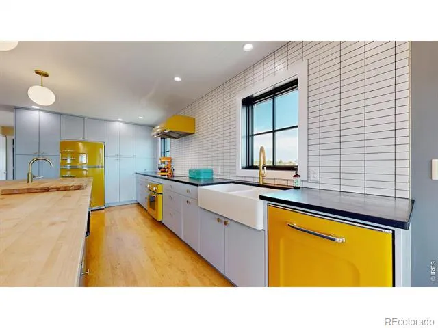 2425 W Blevins Street Fort Collins, CO 80524