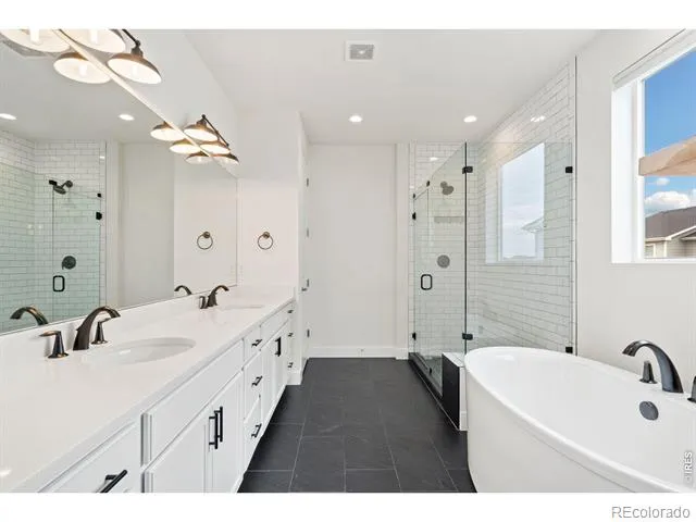 4941 Oakley Drive Timnath, CO 80547
