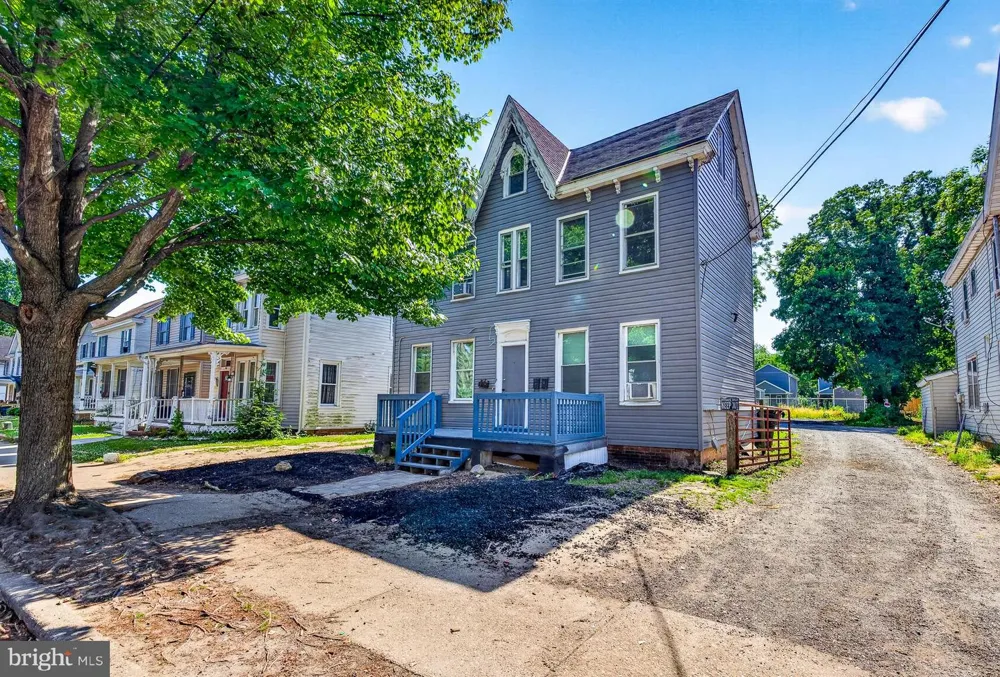 40 S GOVERNORS AVENUE #3 Dover, DE 19904