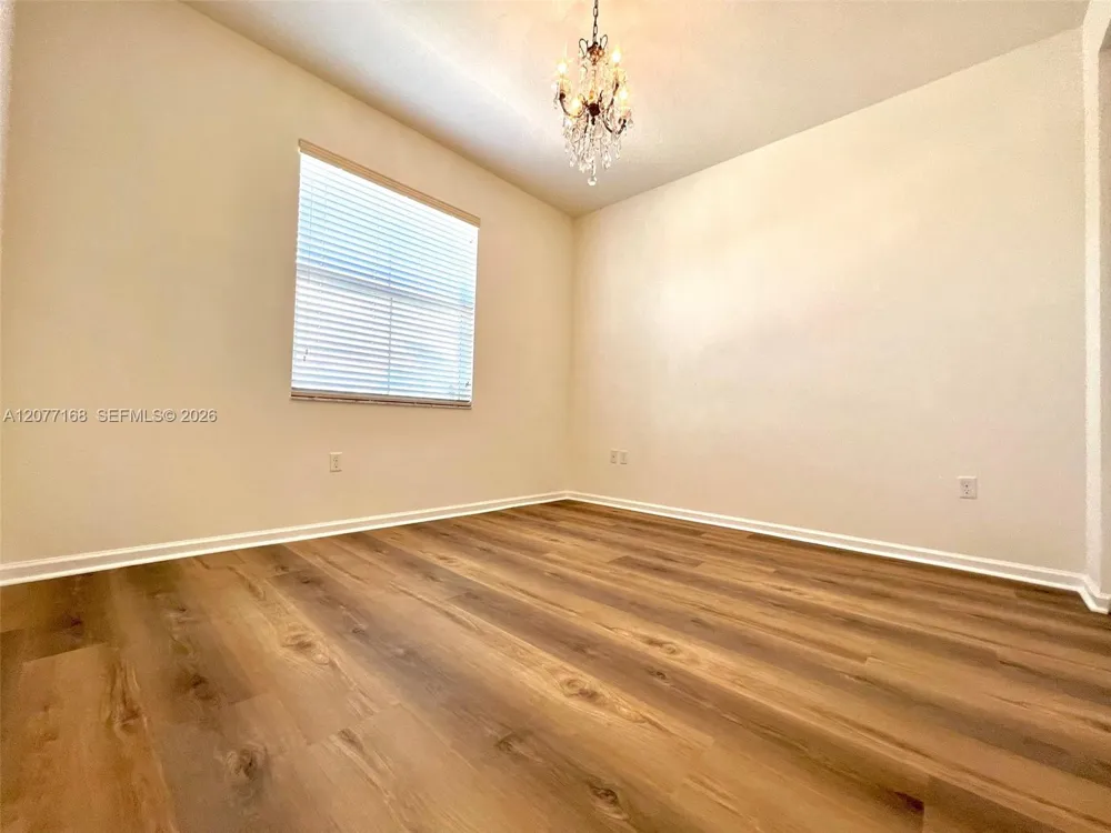 3280 NW 126th Ave Sunrise, FL 33323