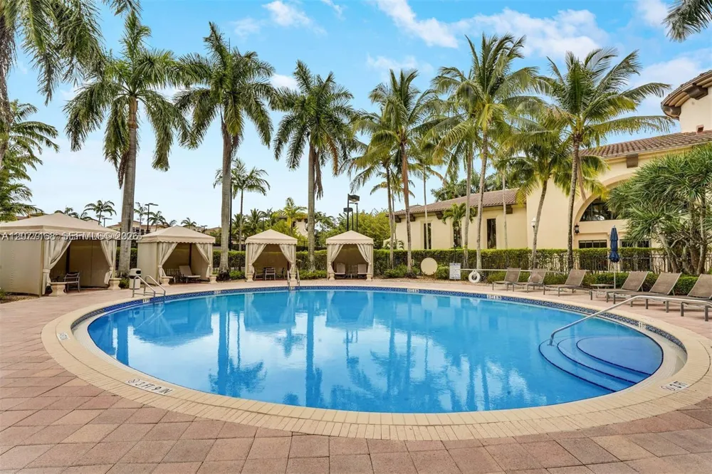 3280 NW 126th Ave Sunrise, FL 33323