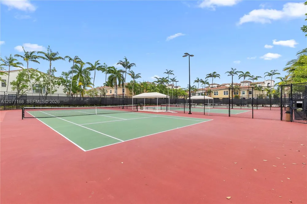 3280 NW 126th Ave Sunrise, FL 33323