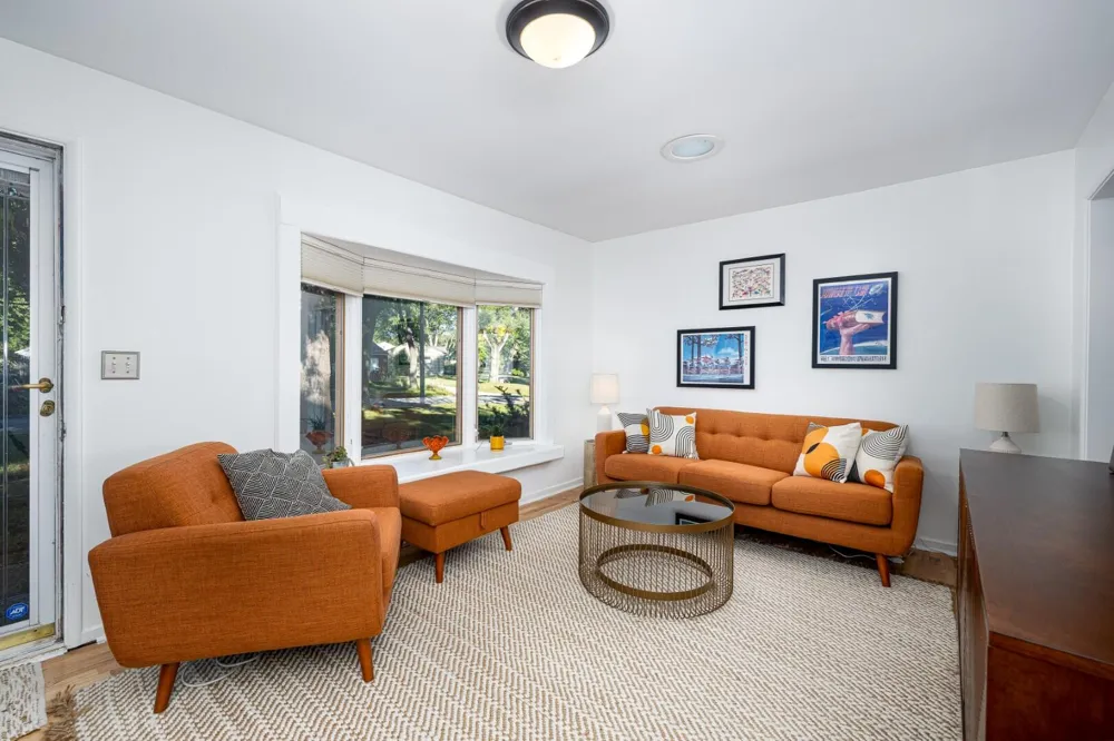 3163 Baylis Drive Ann Arbor, MI 48108