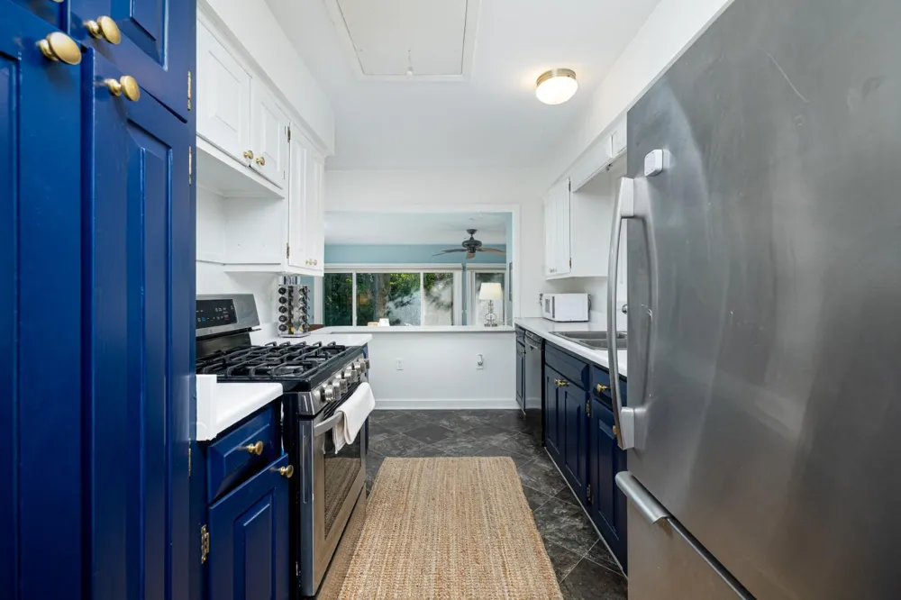 3163 Baylis Drive Ann Arbor, MI 48108