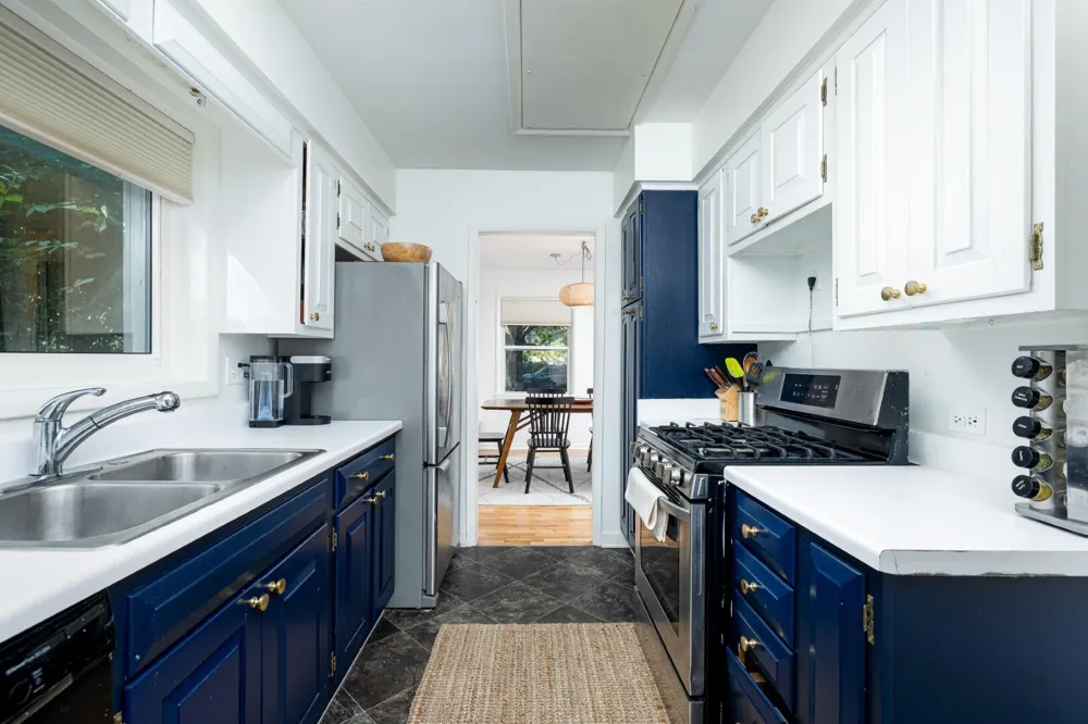 3163 Baylis Drive Ann Arbor, MI 48108
