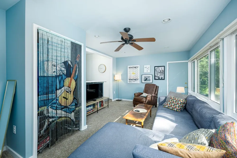 3163 Baylis Drive Ann Arbor, MI 48108