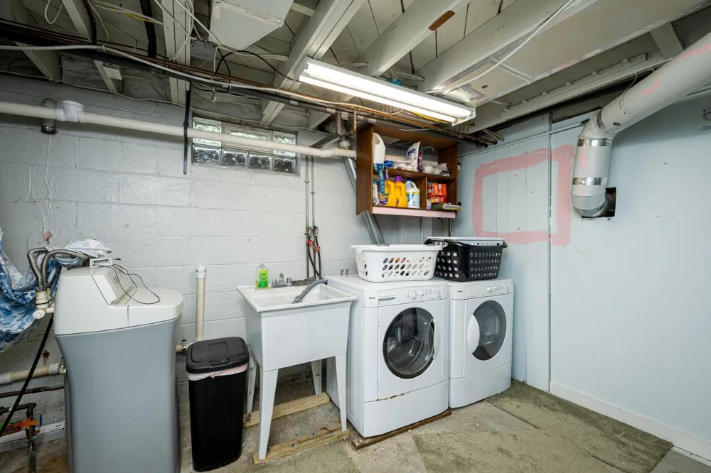 3163 Baylis Drive Ann Arbor, MI 48108