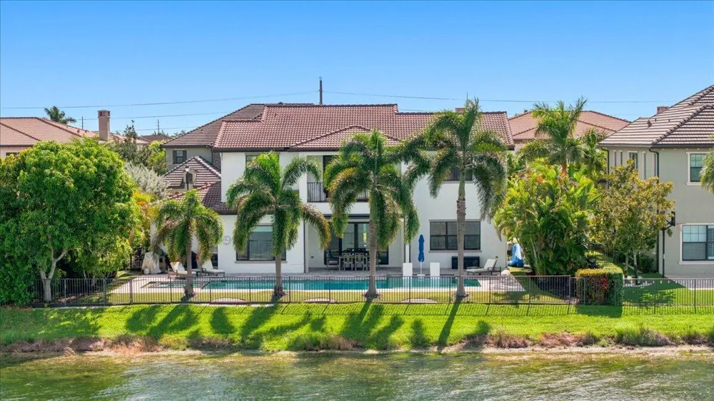 9045 VISTA WAY Parkland, FL 33076