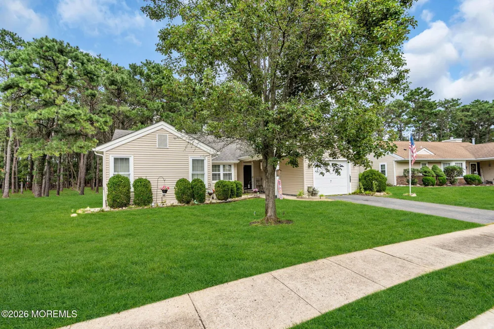 10 Kent Drive Forked River, NJ 08731