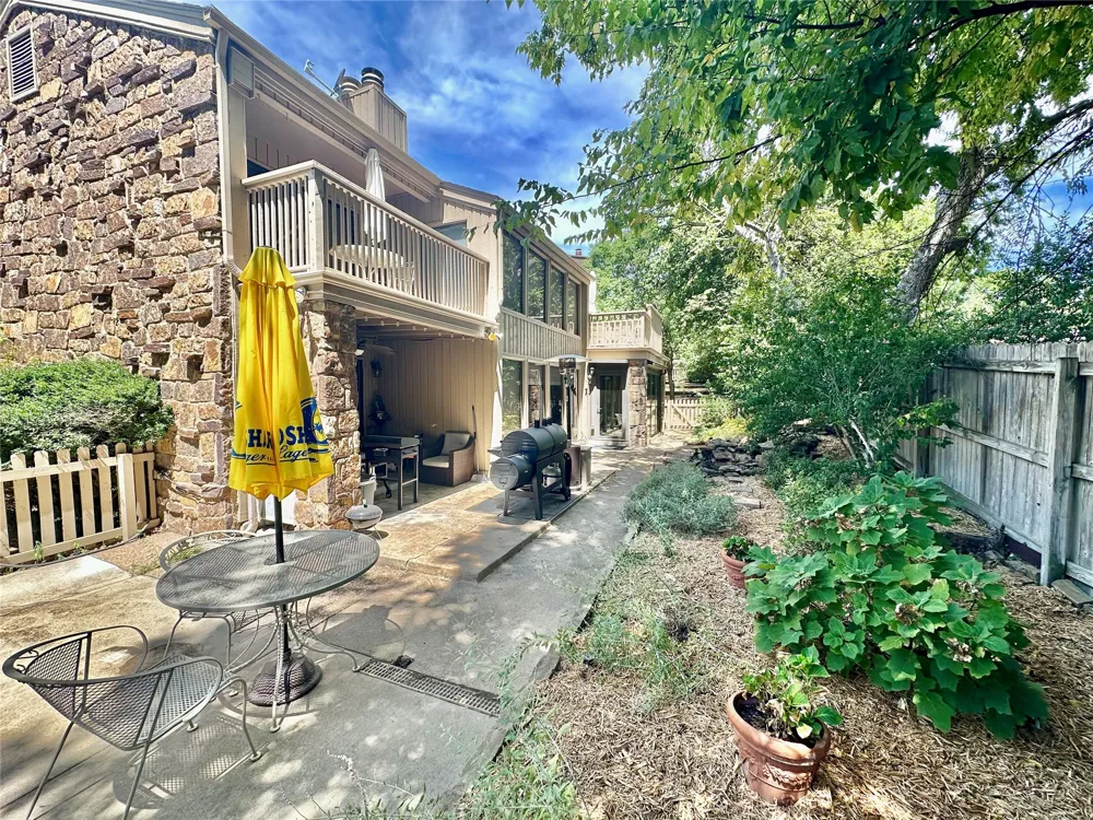 3313 E 68th Place #6 Tulsa, OK 74136
