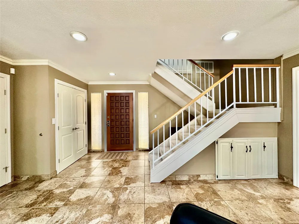 3313 E 68th Place #6 Tulsa, OK 74136