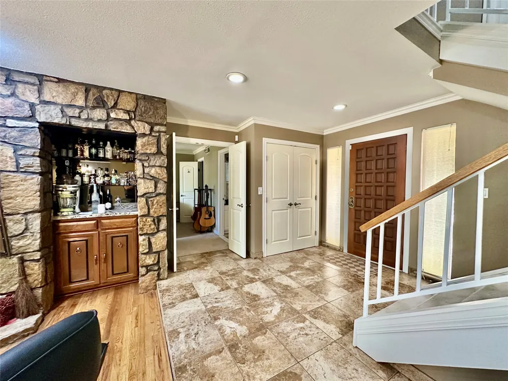 3313 E 68th Place #6 Tulsa, OK 74136