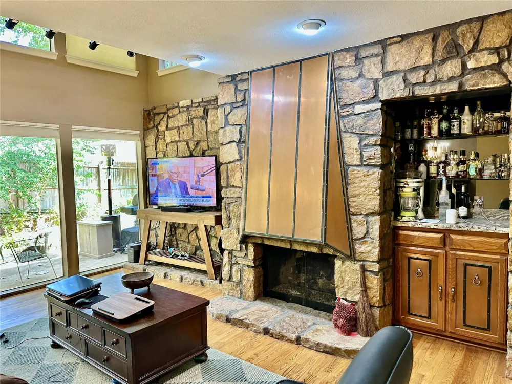 3313 E 68th Place #6 Tulsa, OK 74136