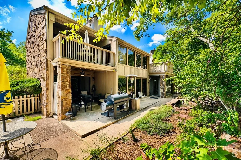 3313 E 68th Place #6 Tulsa, OK 74136
