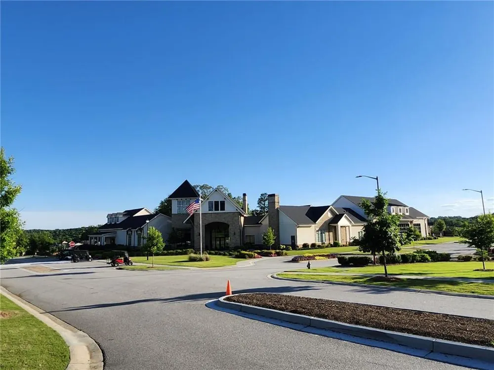 5639 Maple Bluff Way Hoschton, GA 30548