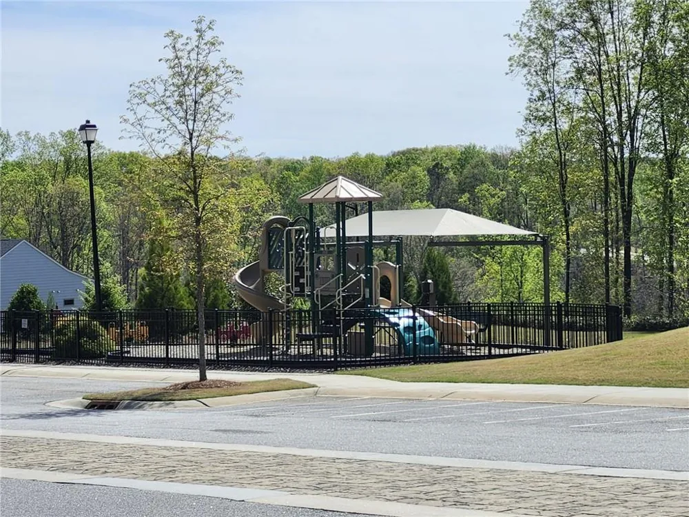 5639 Maple Bluff Way Hoschton, GA 30548