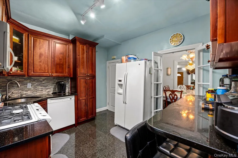 10723 86th Street Ozone Park, NY 11417