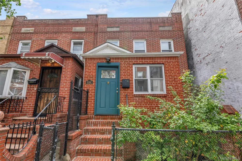 30-91 37th Street Astoria, NY 11103