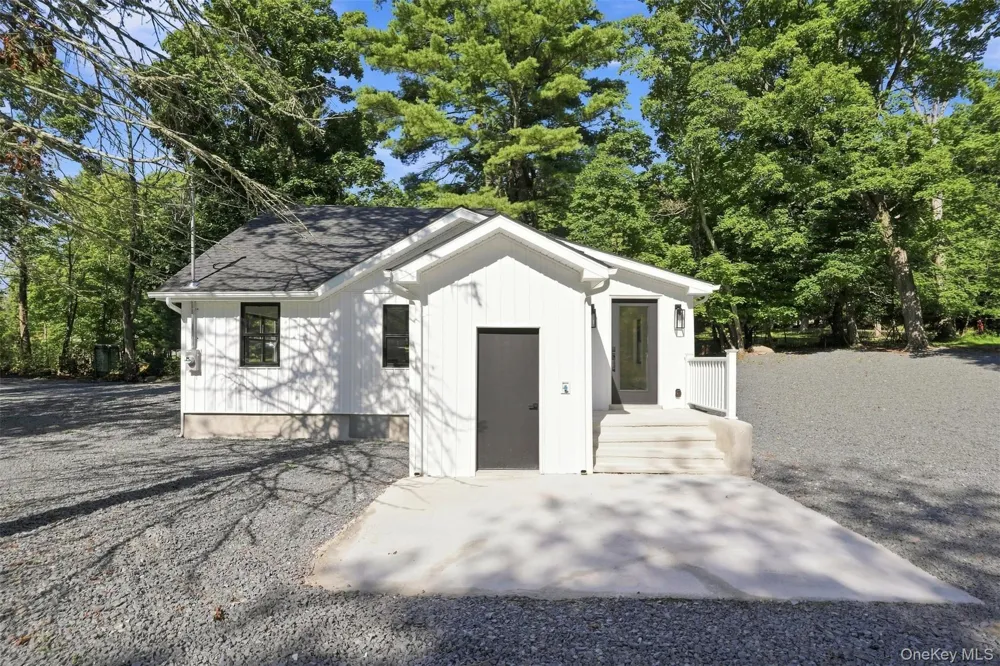 22 Downy Trail Wurtsboro, NY 12790