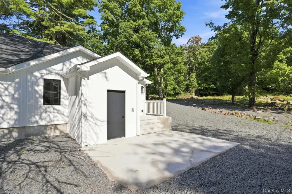 22 Downy Trail Wurtsboro, NY 12790