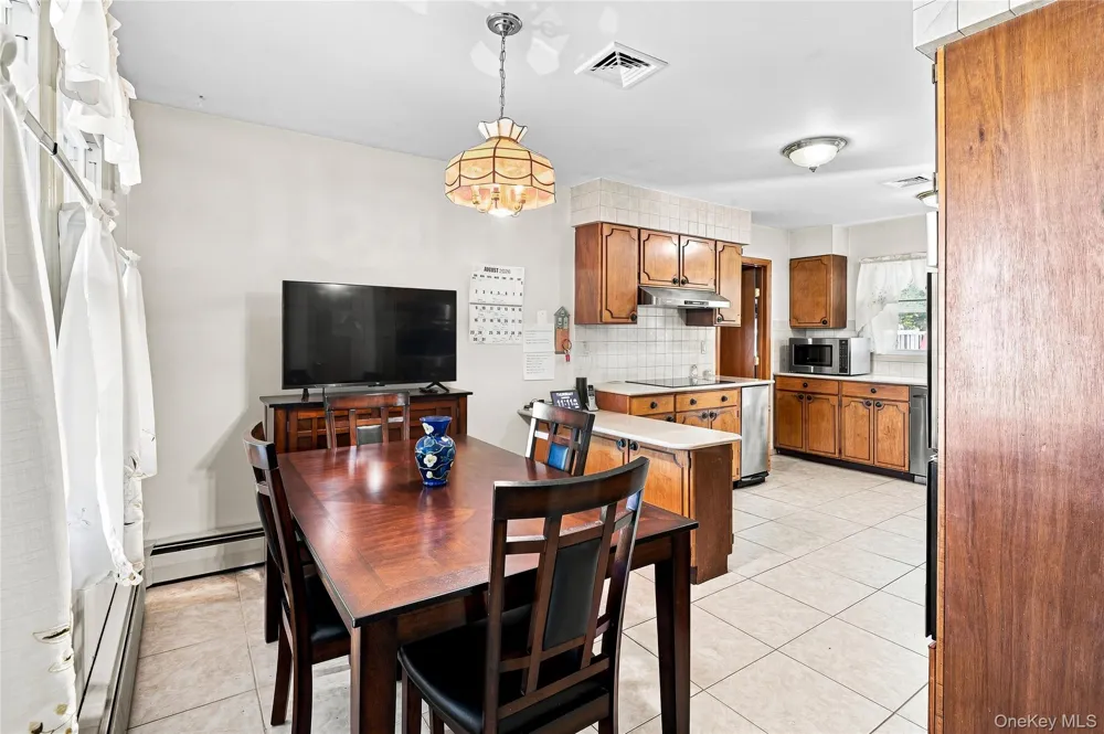 23 Wilmont Turn Coram, NY 11727