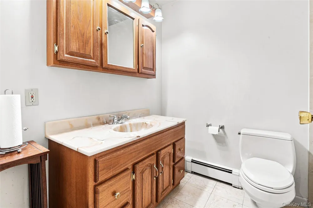 23 Wilmont Turn Coram, NY 11727