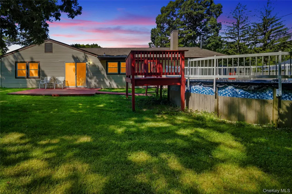 23 Wilmont Turn Coram, NY 11727