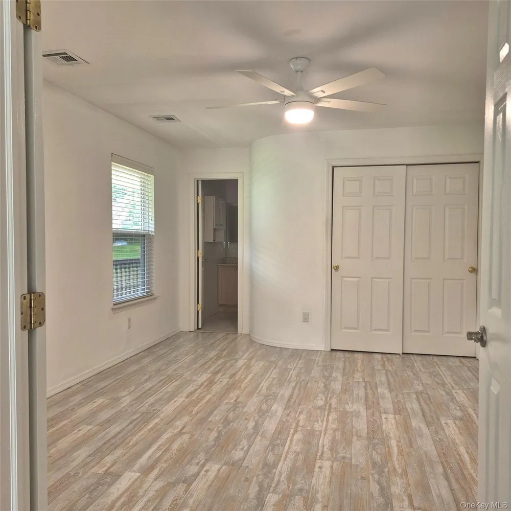 2501 Willow Pond Drive Riverhead, NY 11901