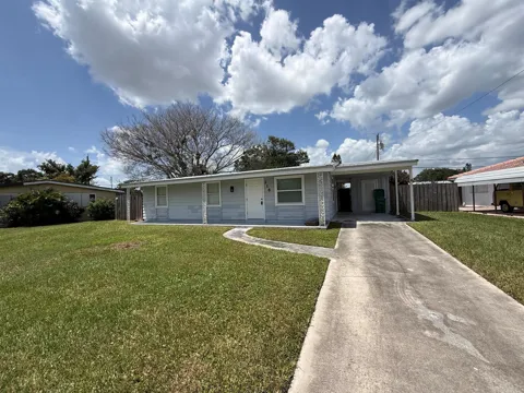 116 SE CAMINO STREET