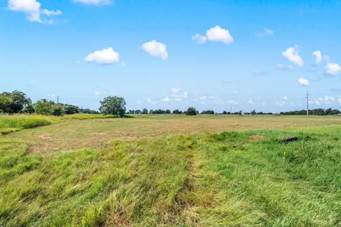 836 County Road 1895