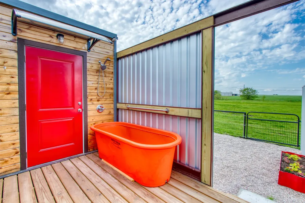6547 I 35 S Gainesville, TX 76240