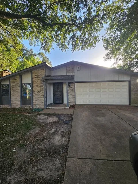 5643 Condon Lane