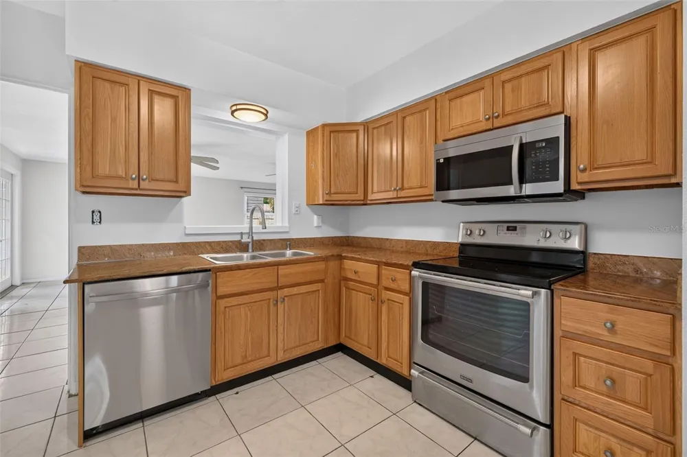 7980 52ND STREET Pinellas Park, FL 33781