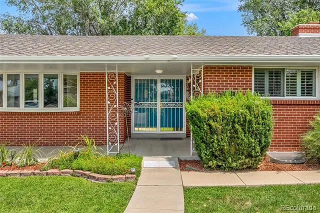 4504 Everett Drive Wheat Ridge, CO 80033