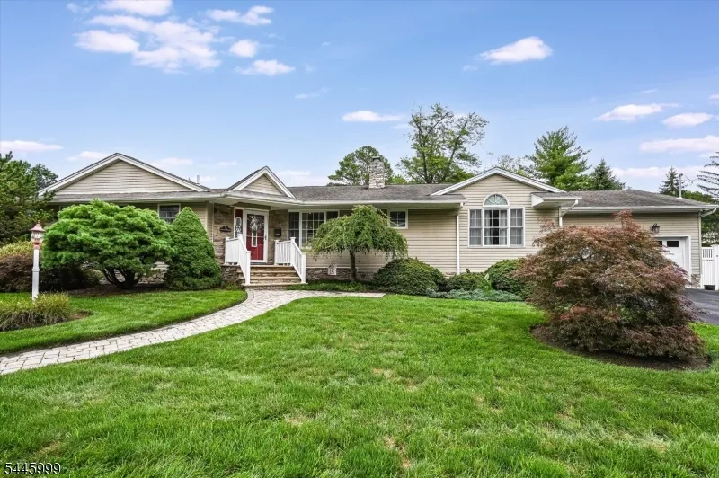 5 Harmer Ter Wayne, NJ 07470
