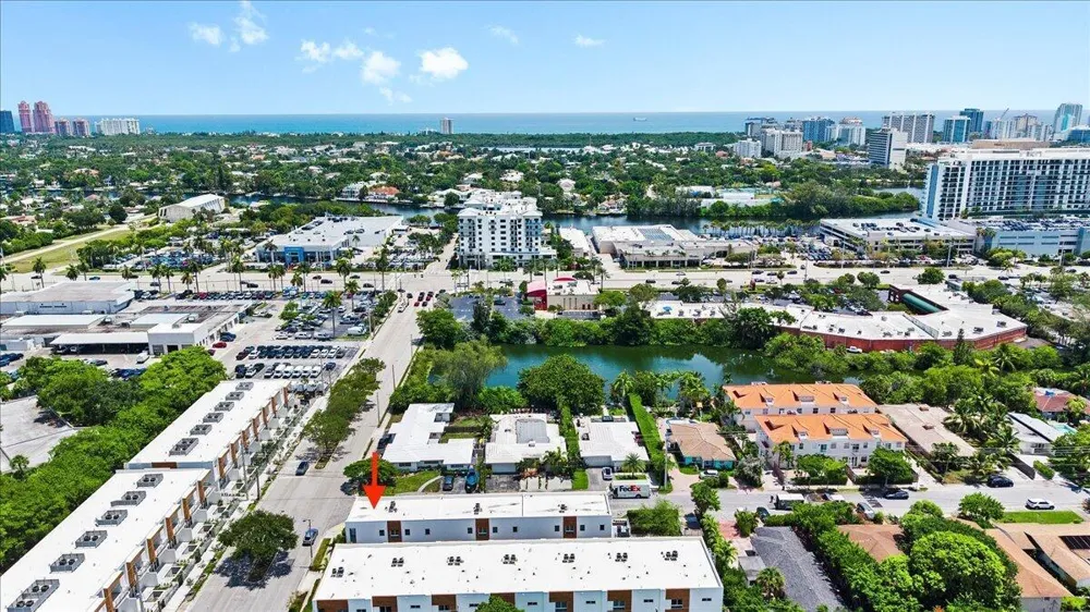 1255 NE 18TH AVENUE Fort Lauderdale, FL 33304