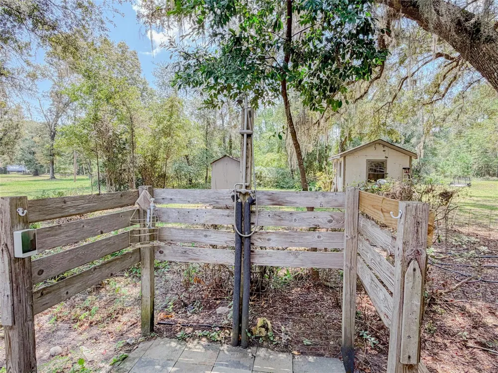 28622 STATE ROAD 121 Alachua, FL 32615