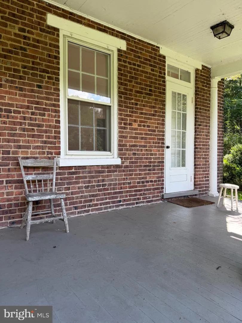 5370 ROUTE 212 Kintnersville, PA 18930