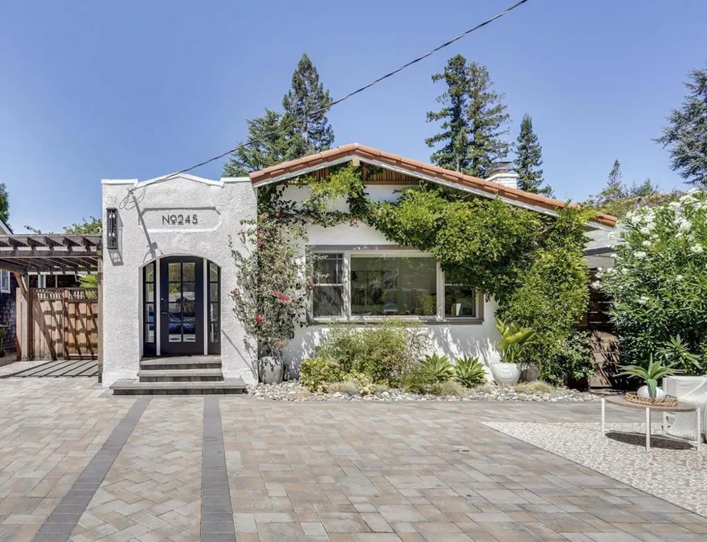 245 Los Gatos Boulevard Los Gatos, CA 95030