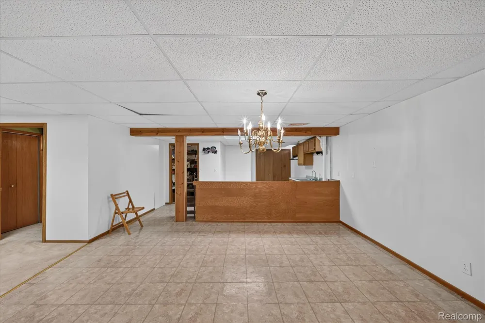 11897 Chase Boulevard Livonia City, MI 48150