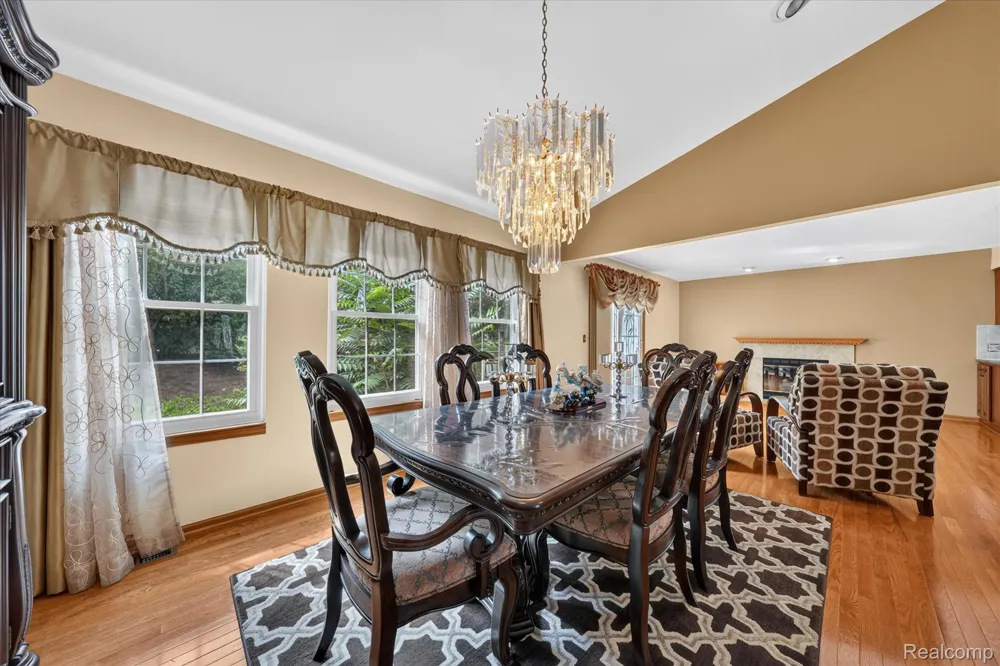 11897 Chase Boulevard Livonia City, MI 48150